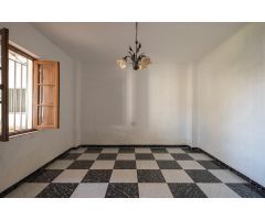 VENTA DE CASA EN HUETOR VEGA!