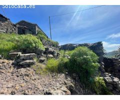 Venta de Encantadora Casa de Piedra de 81 m2 con Terreno 1000 m2 en La Gomera: ¡Un Paraíso Tranquilo