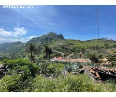 Venta de Encantadora Casa de Piedra de 81 m2 con Terreno 1000 m2 en La Gomera: ¡Un Paraíso Tranquilo