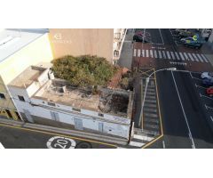 Venta de Casa 199 m2 con terreno de 160 m2 en Guia de Isora. Excelente ubicación