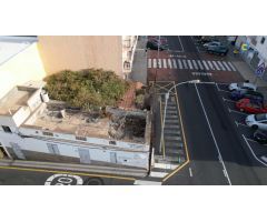 Venta de Casa 199 m2 con terreno de 160 m2 en Guia de Isora. Excelente ubicación