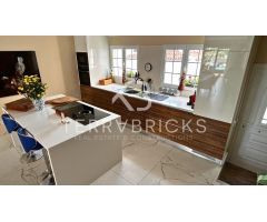 Venta AmpliaChalet en exclusiva zona deTejina de Guía de Isora 5 hab 3 baños