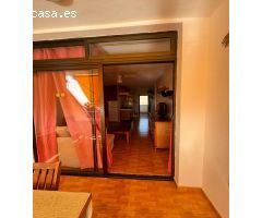 Se Alquila Acogedor Dúplex en Playa La Arena de 1 hab, baño y aseo. Con Piscina.