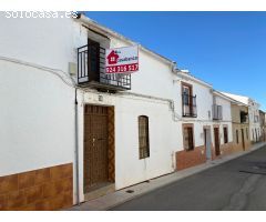 CASABANCO VENDE CASA EN PERALEDA DEL ZAUCEJO.