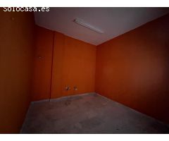 CASABANCO VENDE  OFINA EN ALMENDRALEJO.