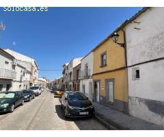 CASABANCO VENDE VIVIENDA DE  TRES DORMITORIOS EN CASAR DE CÁCERES.