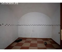 CASABANCO VENDE VIVIENDA DE  TRES DORMITORIOS EN CASAR DE CÁCERES.