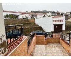 CASABANCO VENDE  VIVIENDA ADOSADA EN ALISEDA.