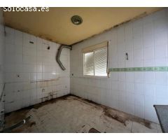 CASABANCO VENDE  VIVIENDA ADOSADA EN ALISEDA.