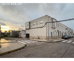 CASABANCO  VENDE PLAZA DE GARAJE  EN CÁCERES