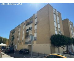 CASABANCO VENDE PISO DE TRES DORMITORIOS EN MÉRIDA.