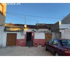 CASABANCO VENDE CASA  EN ALMOHARIN