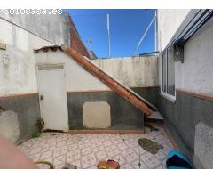 CASABANCO  VENDE CASA  DE TRES DORMITORIOS EN MADROÑERA