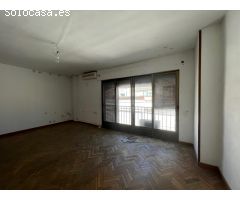 CASABANCO VENDE ESTUPENDA VIVIENDA DE CINCO DORMITORIOS EN LLERENA