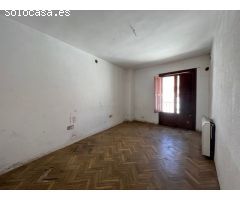 CASABANCO VENDE ESTUPENDA VIVIENDA DE CINCO DORMITORIOS EN LLERENA