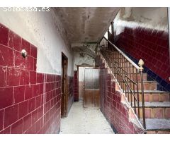 CASABANCO VENDE CASA A REFORMAR  DE  DOS PLANTAS  EN TRUJILLO
