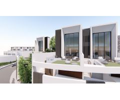 Obra nueva - Chalet adosado con piscina privada y vistas al mar en Torrox