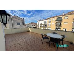 Gran casa con muchos espacios y mucha luz para gran famiia!