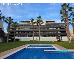Precioso Piso en VIlanova cerca de la playa y centro, amplio con terraza y piscina comunitaria