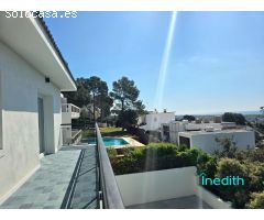 Gran Casa refomada en Montemar  con vistas espectaculares y preciosos acabados, un lujo.