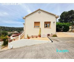 bonita casa con estudio a parte en Mas trader cubelles, preciosas vistas!