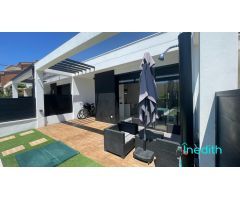 Preciosa adosada de una sola planta con piscina privada en Cunit Zona Residencial