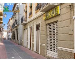 GRAN Casa pareada en ESQUINA a dos 2 calles en venta en Santa Fe