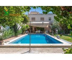Magnifica casa con piscina en venta en Lachar