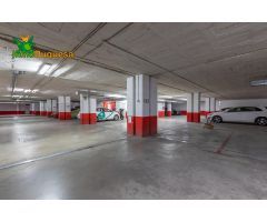 Plaza de garaje en urbanización privada pts