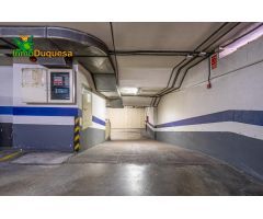 Garaje de 24 m2 en venta junto al Paseo del Emperador Carlos V