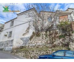 Casa adosada en venta en Cogollos de La Vega, Granada.