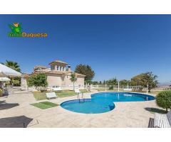VILLA DE LUJO