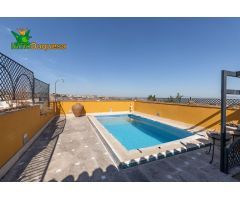 ESPECTACULAR ÁTICO CON PISCINA  -- LA ZUBIA -- GRANADA