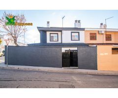 Magnifica casa Pareada en Huetor Vega.