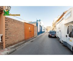 SOLAR EN ARMILLA JUNTO AL CENTRO DE SALUD