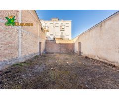 SOLAR EN ARMILLA JUNTO AL CENTRO DE SALUD