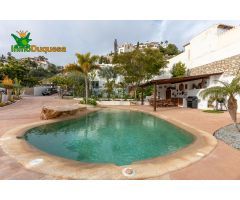 PRECIOSA VILLA EN SALOBREÑA - MONTE DE LOS ALMENDROS