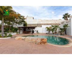 PRECIOSA VILLA EN SALOBREÑA - MONTE DE LOS ALMENDROS