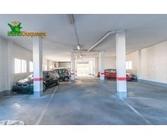 Local con 238m2 en centro de Guejar Sierra