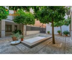 TRASTERO EN VENTA EN EL CENTRO DE GRANADA