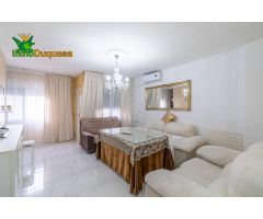 CASA DE DOS PLANTAS CON PATIO Y TERRAZA