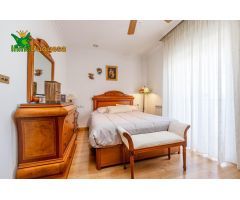 Preciosa casa de 3 dormitorios, 2 baños, aseo y patio de 70 m2 en Loma Linda (Ogíjares)