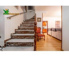Preciosa casa de 3 dormitorios, 2 baños, aseo y patio de 70 m2 en Loma Linda (Ogíjares)
