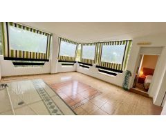 3 DORM ESQUINA AL LADO DEL CAMPO DEL GOLF