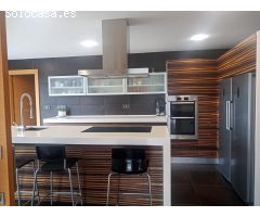 CHALET DE LUJO EN RELLEU CON PISCINA Y GARAJE PARA 4 COCHES CALIDADES INMEJORABLES