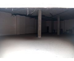 LOCAL DE 218 M2 EN FELIPE V PETRER