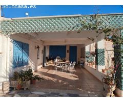 CAMPO EN PETRER CUENTA CON 2 CASAS Y BALSA  CERCA PUEBLO