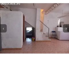 EDIFICIO DE 2 PLANTAS DIÁFANO EN ALTICO PETRER