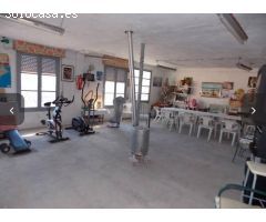 EDIFICIO DE 2 PLANTAS DIÁFANO EN ALTICO PETRER