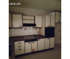 CASA DE 3 PLANTAS EN SAX CENTRO 276 m2